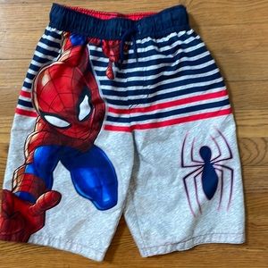 Marvel Spider-Man Sz L swim trunks EUC no rips stains or tears